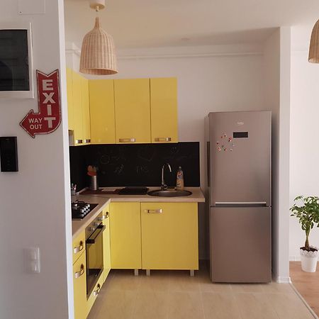 Cretuleasca Luxury Apartment With Pool In North Bucharest מראה חיצוני תמונה