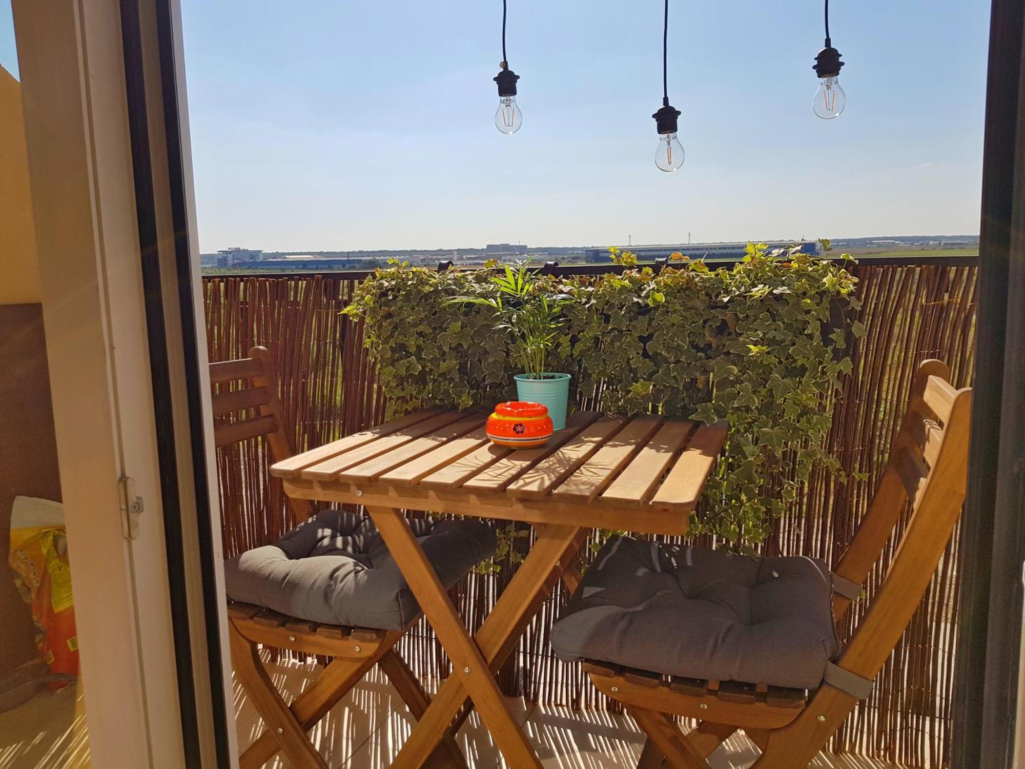 Cretuleasca Luxury Apartment With Pool In North Bucharest מראה חיצוני תמונה